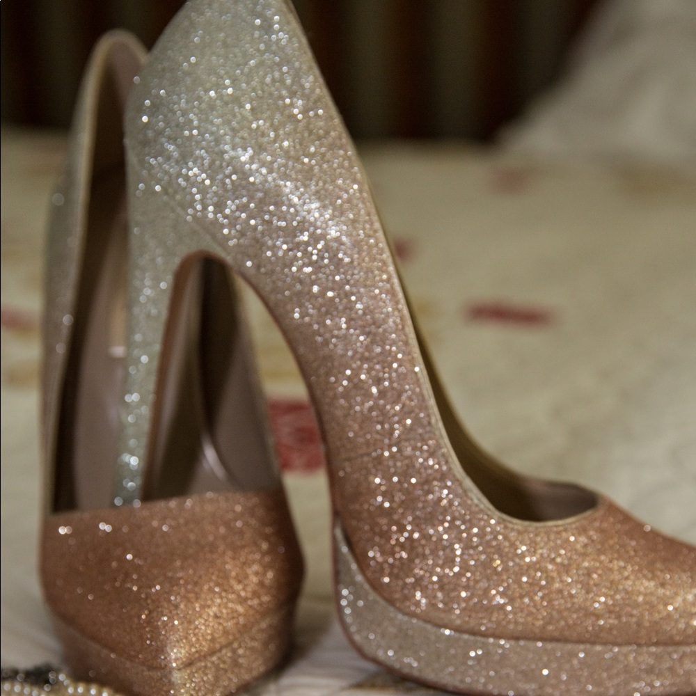 BCBGMAXAZRIA: Gami shoes